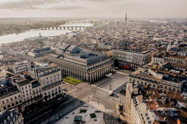 Magnifiques Appartements Climatises En Plein Coeur Des Chartrons บอร์โด ภายนอก รูปภาพ